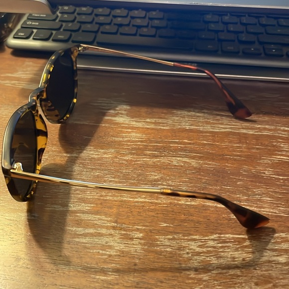 Sungait 1567 C2 round brown tortoise sunglasses - Picture 15 of 15